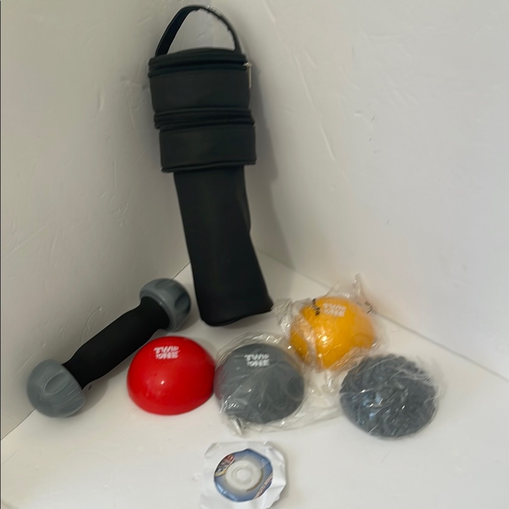 TWIST AND TONE SHAKE WEIGHT NWOT
